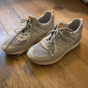 New Balance 574 Tennis Shoes